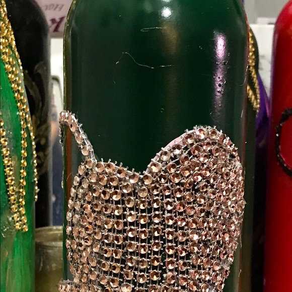 A Cornucopia of Plenty of Upcycled Vases. - Picture 8 of 17